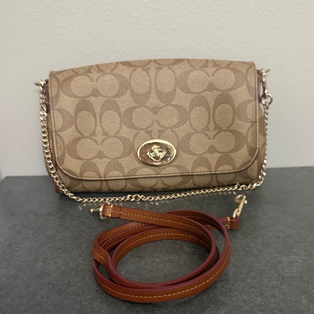 EUC Coach mini Ruby multi way/ crossbody bag